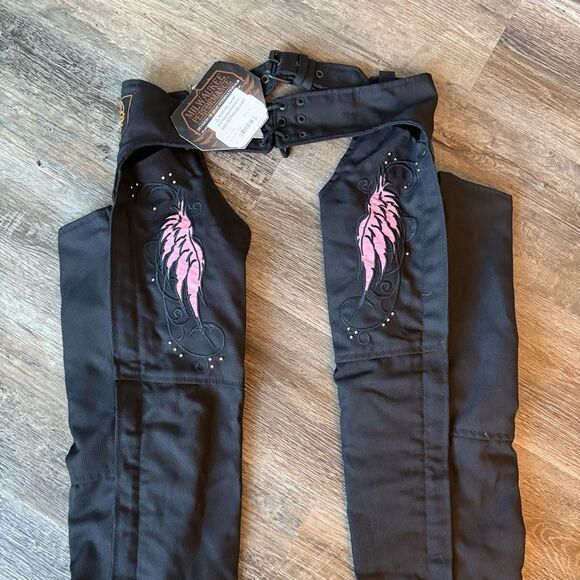 Milwaukee Leather SH1956 Women's 'Winged' Black And Pink Chaps • small - Picture 6 of 9